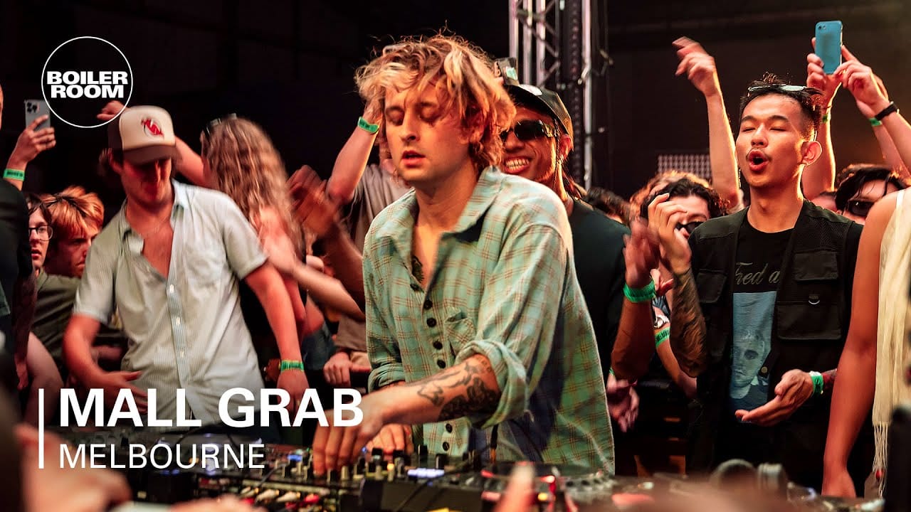 DJ Mall Grab steelt de show in de nieuwste Boiler Room set!